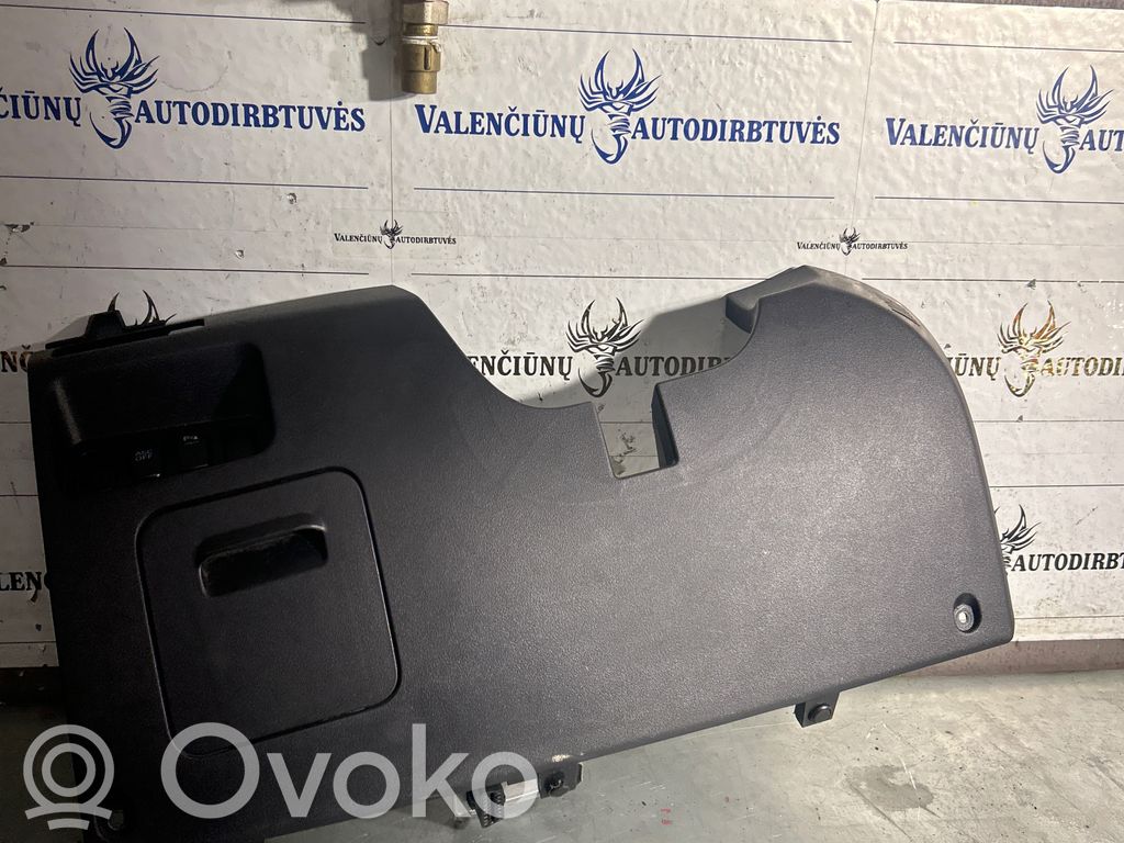 Citroen C-Crosser Kita salono detalė 