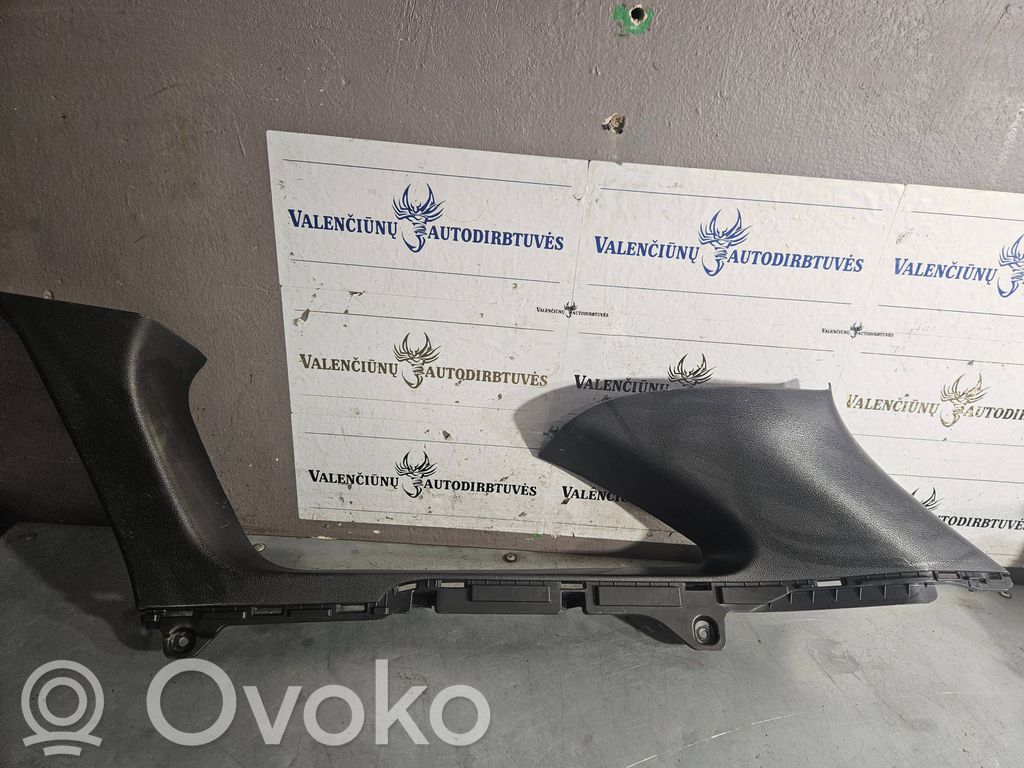 Hyundai i30 Osłona środkowa słupka / C 