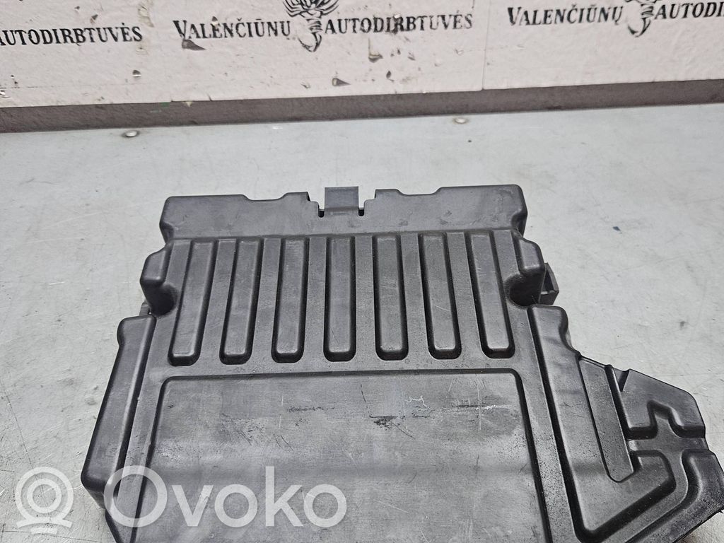 Peugeot 207 CC Other engine bay part 