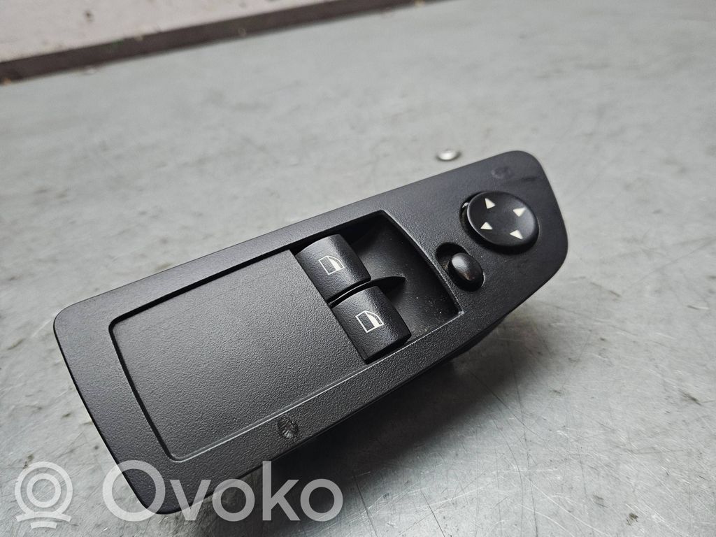 BMW 1 E81 E87 Electric window control switch 