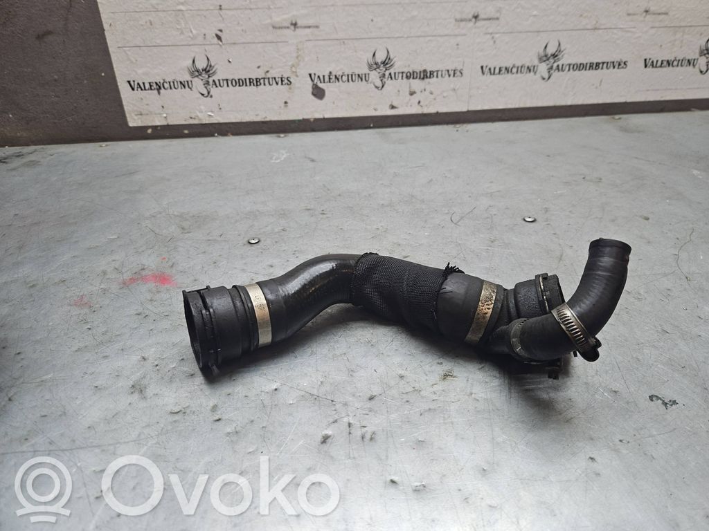BMW 1 E81 E87 Engine coolant pipe/hose 
