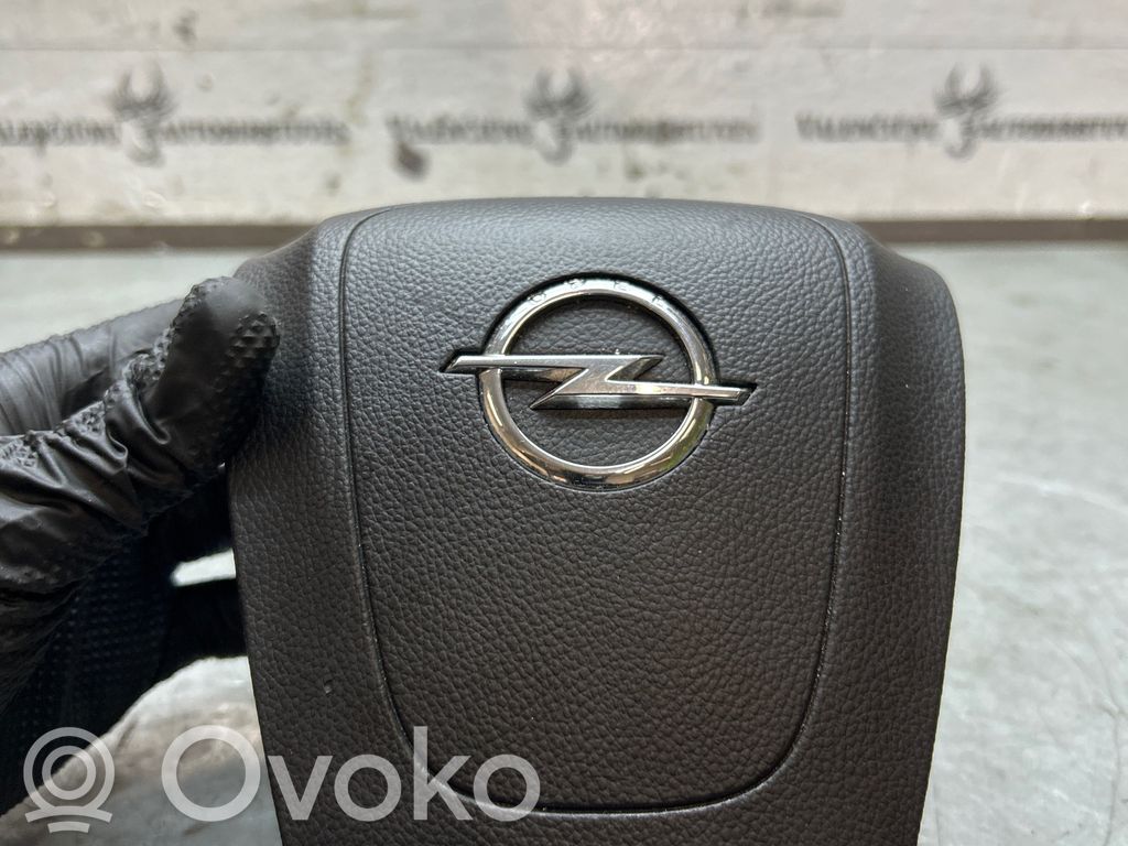 Opel Insignia A Airbag del volante 