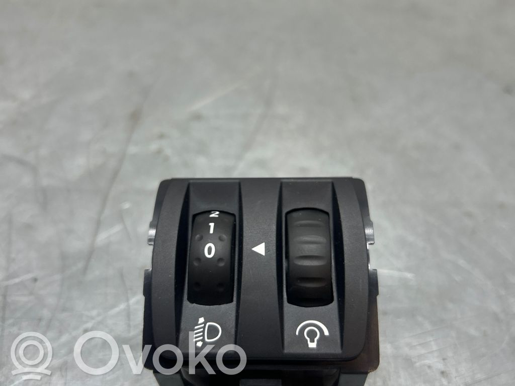 Renault Captur Lukturu slēdzis 