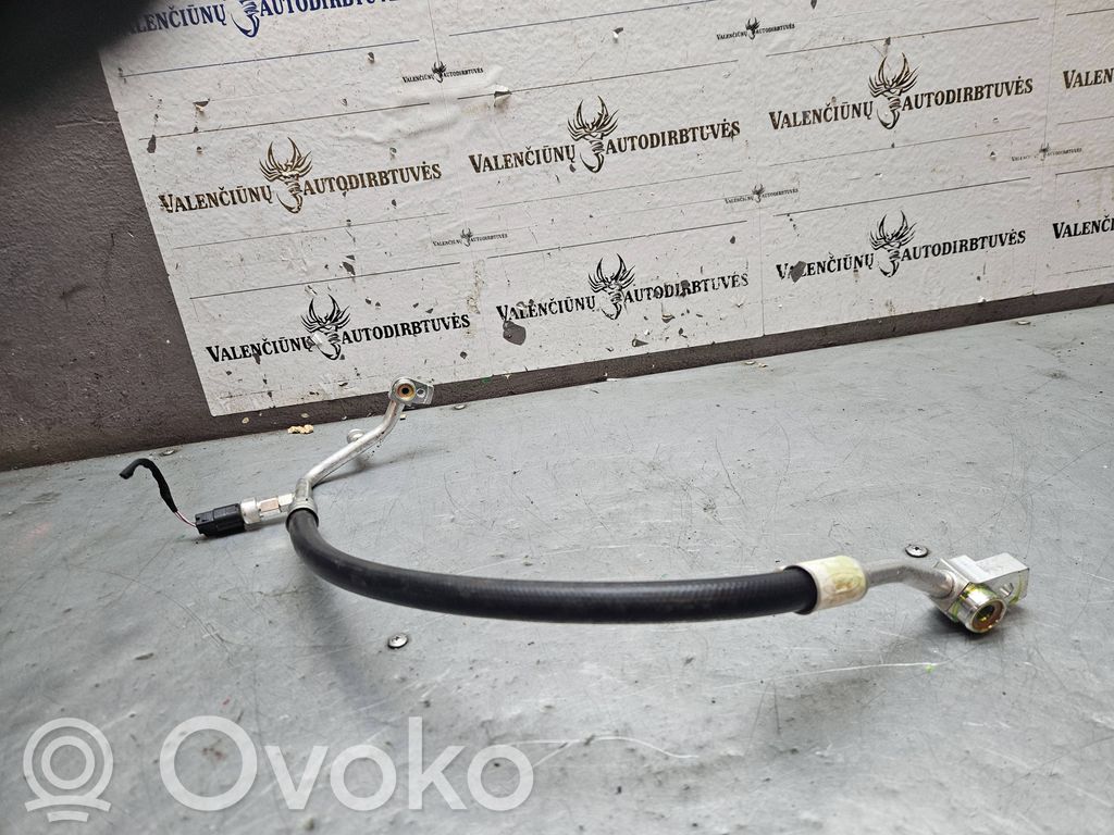Ford Fiesta Wąż / Przewód klimatyzacji A/C 