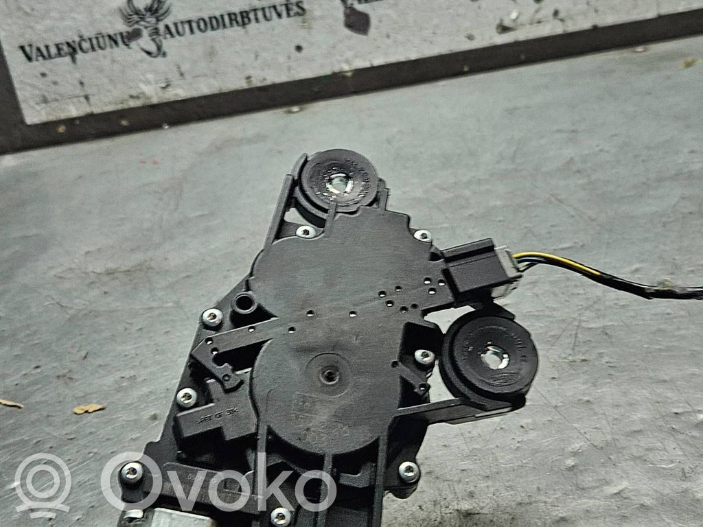 Ford Focus Rear window wiper motor 