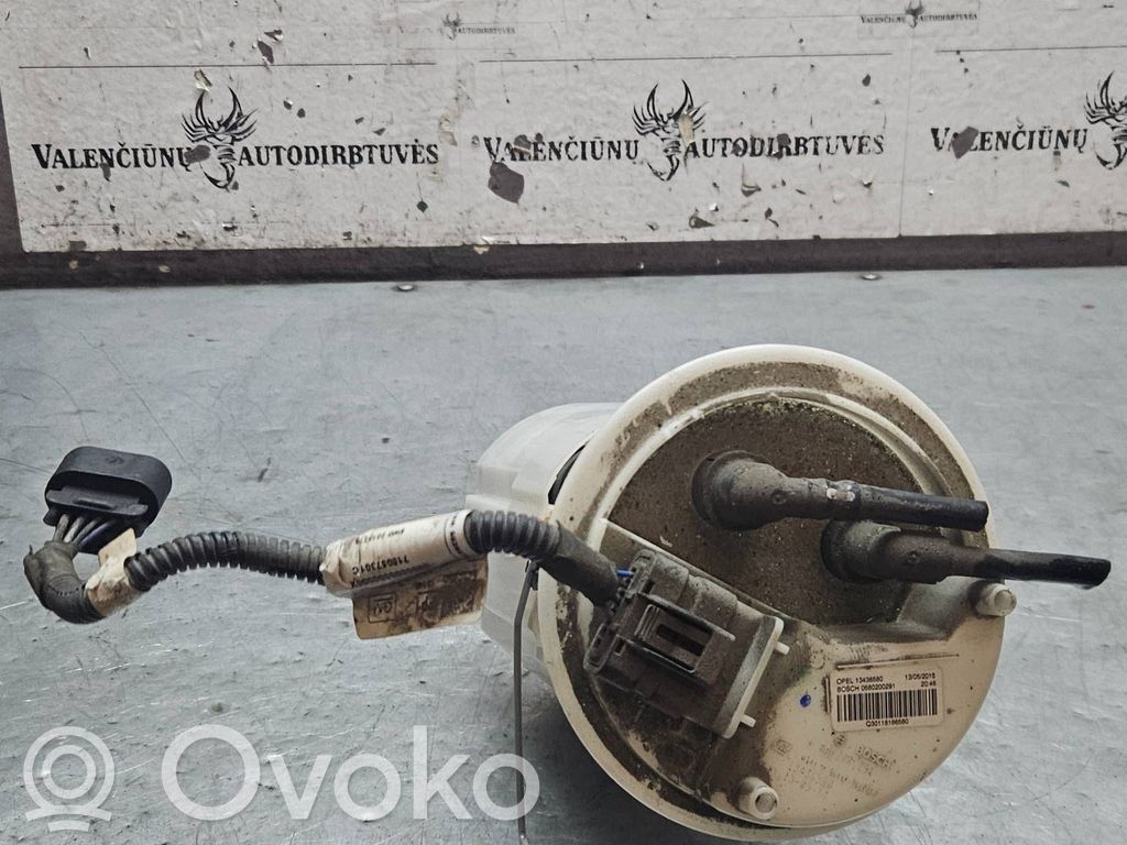 Opel Corsa E Bomba interna de combustible 