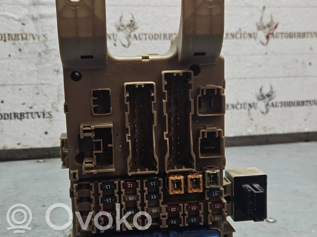 Módulo de fusible   8264102040,MB2323008520