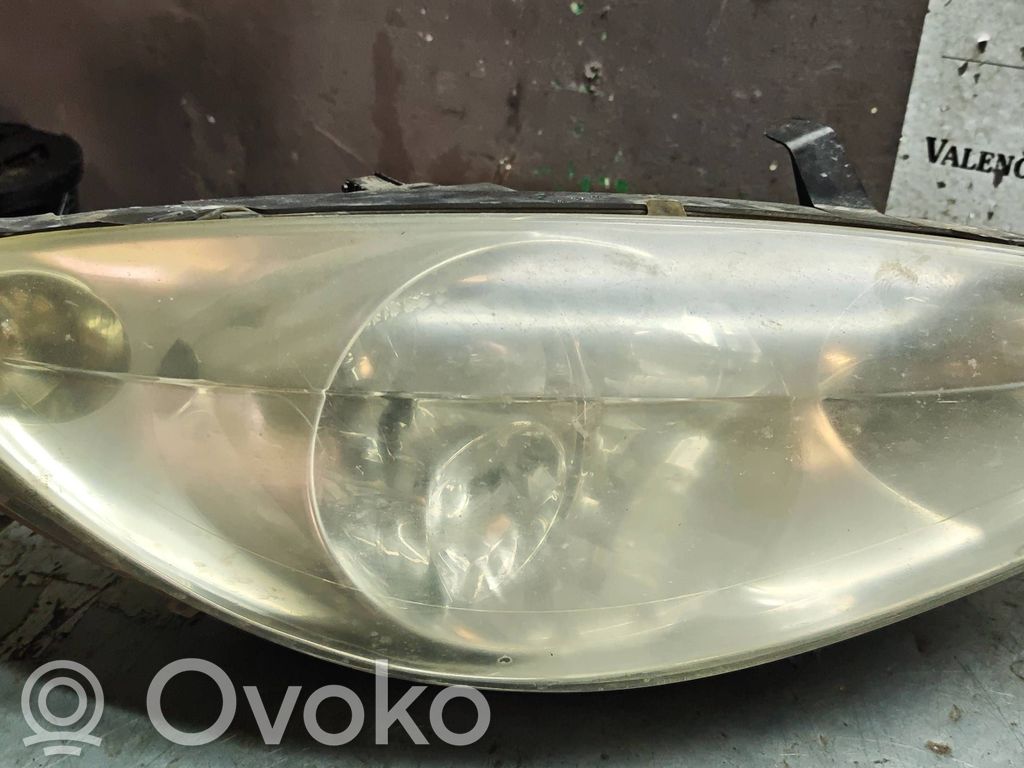 Peugeot 307 Lampa przednia 