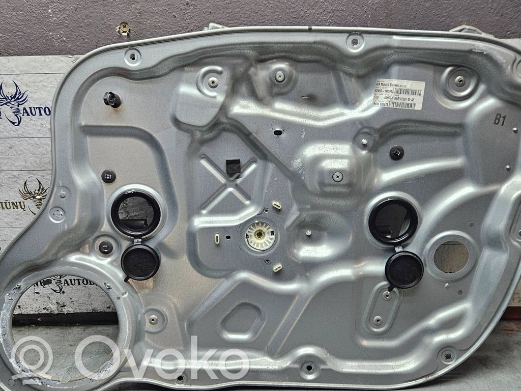 KIA Ceed Front window lifting mechanism without motor 