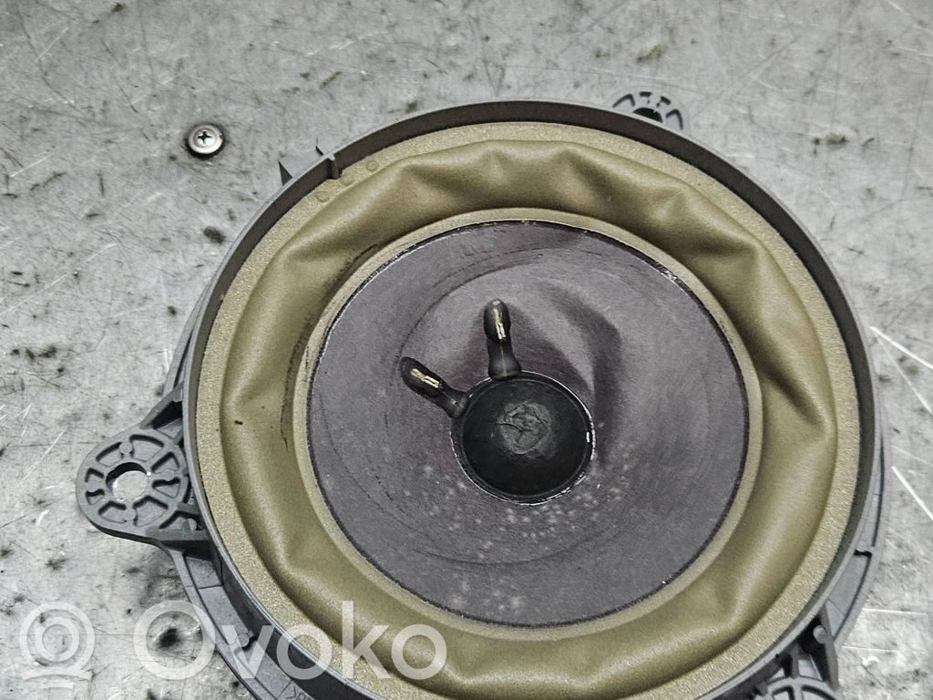 Renault Koleos II Rear door speaker 