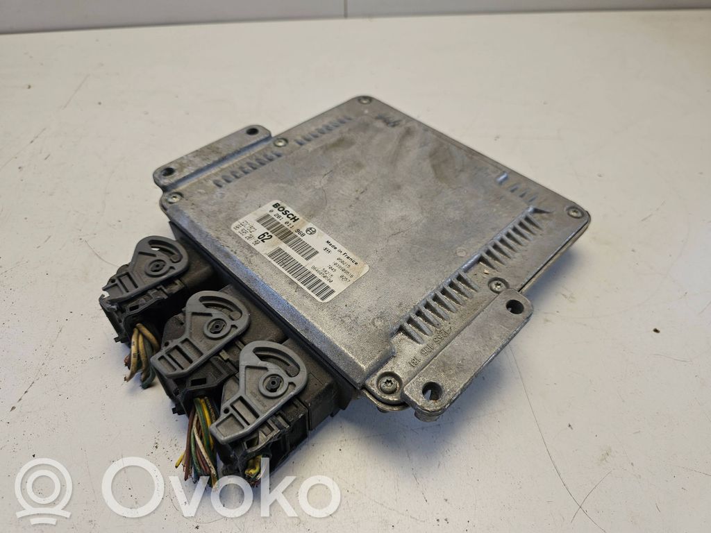 Peugeot 807 Engine control unit/module 