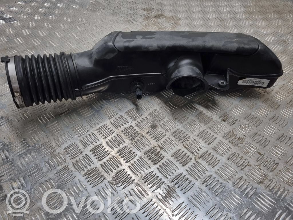 Intake resonator   52126389AA