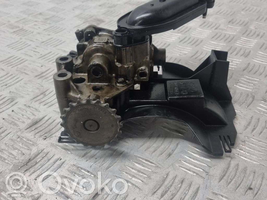 Opel Vivaro Bomba de aceite 