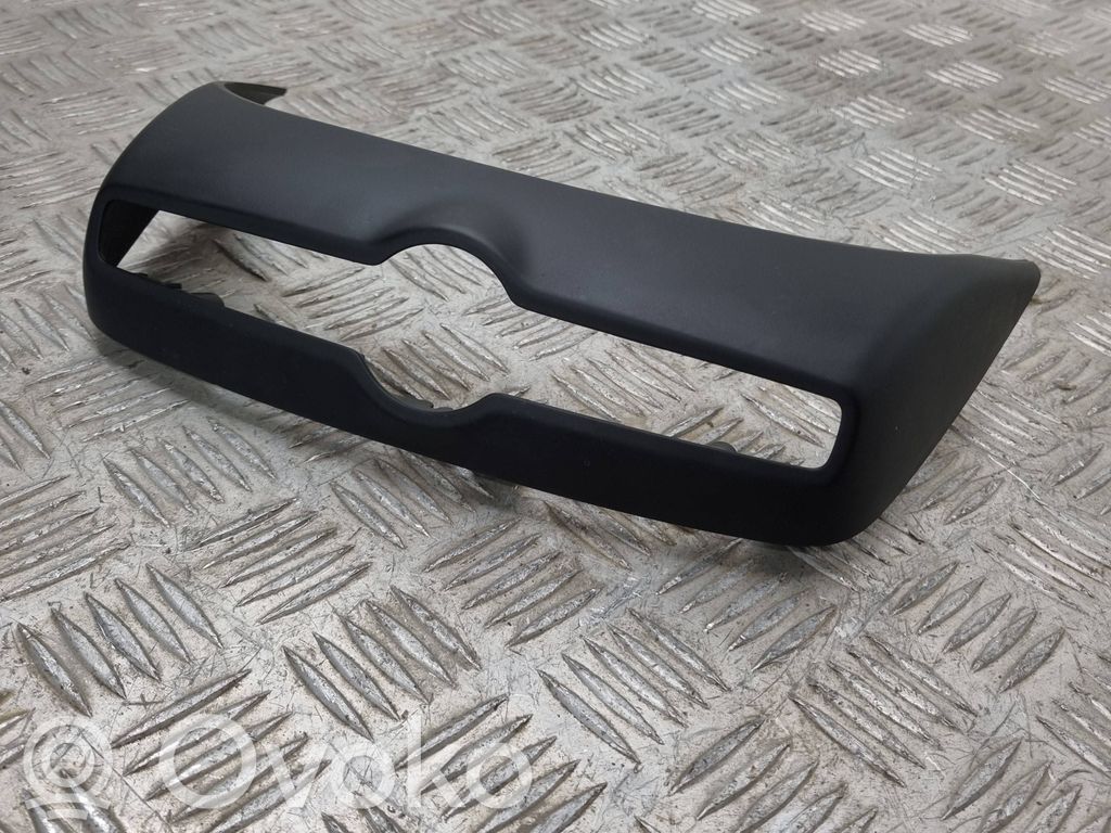 Volvo XC40 Panel trim 