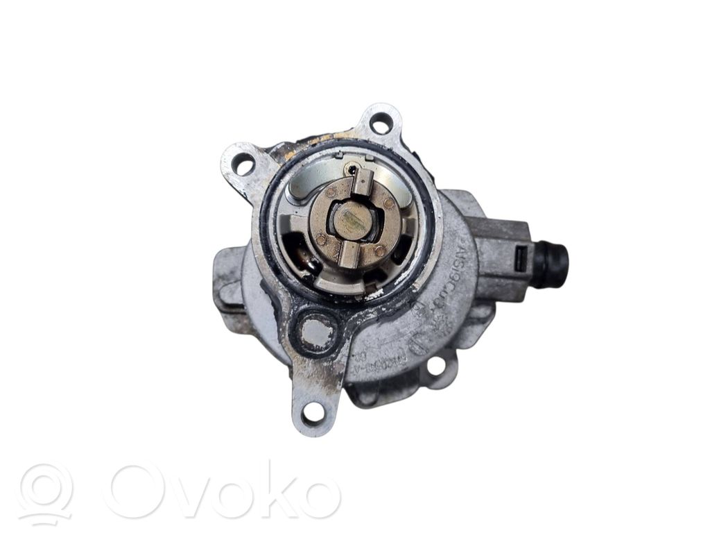 Ford Mustang VI Vacuum pump 