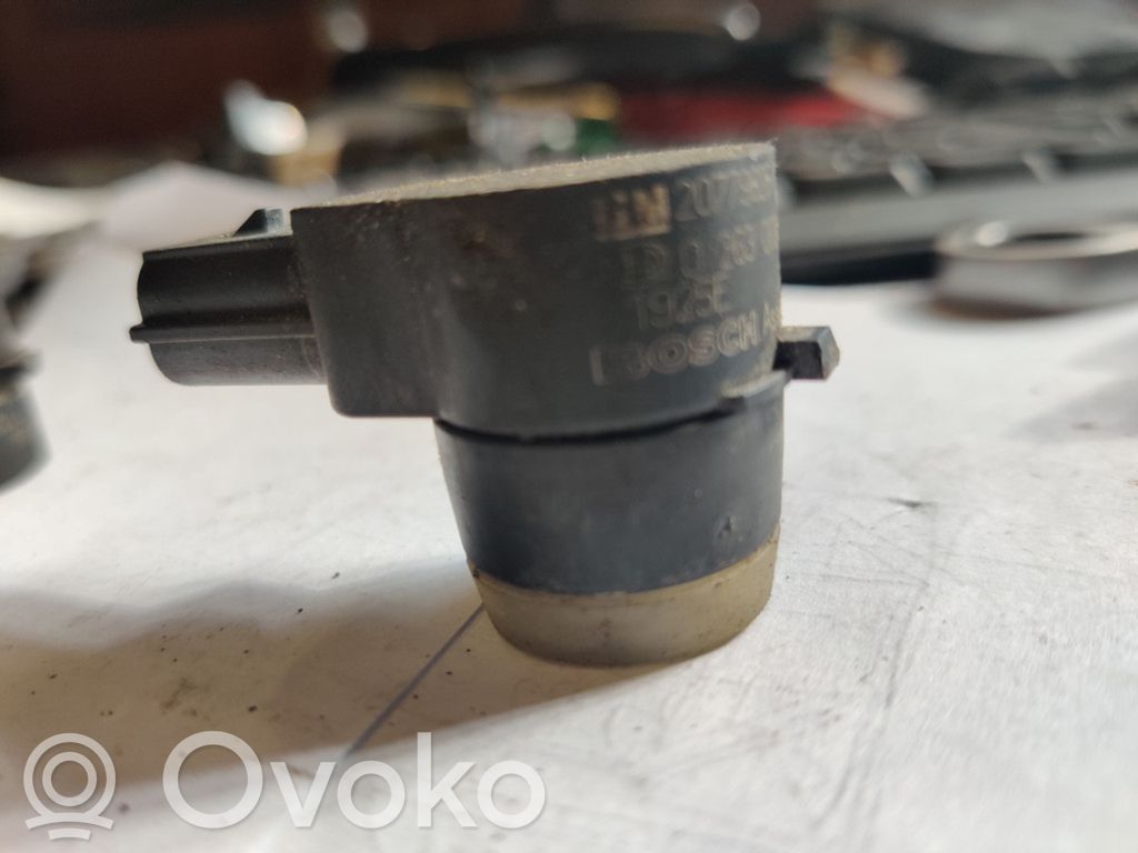 Sensor de aparcamiento PDC   20779828