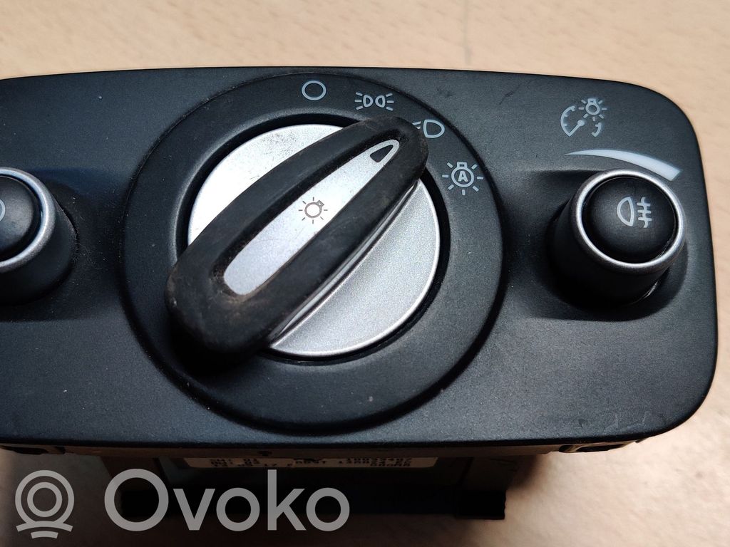 Ford S-MAX Lukturu slēdzis 