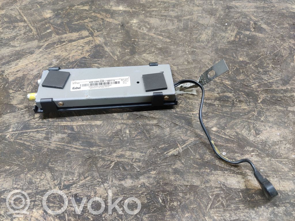 Cadillac SRX Antenos stiprintuvas 