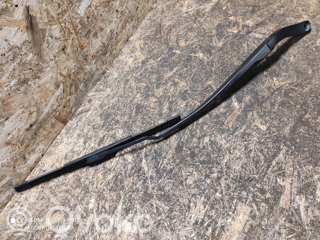 Jeep Compass Front wiper blade arm 