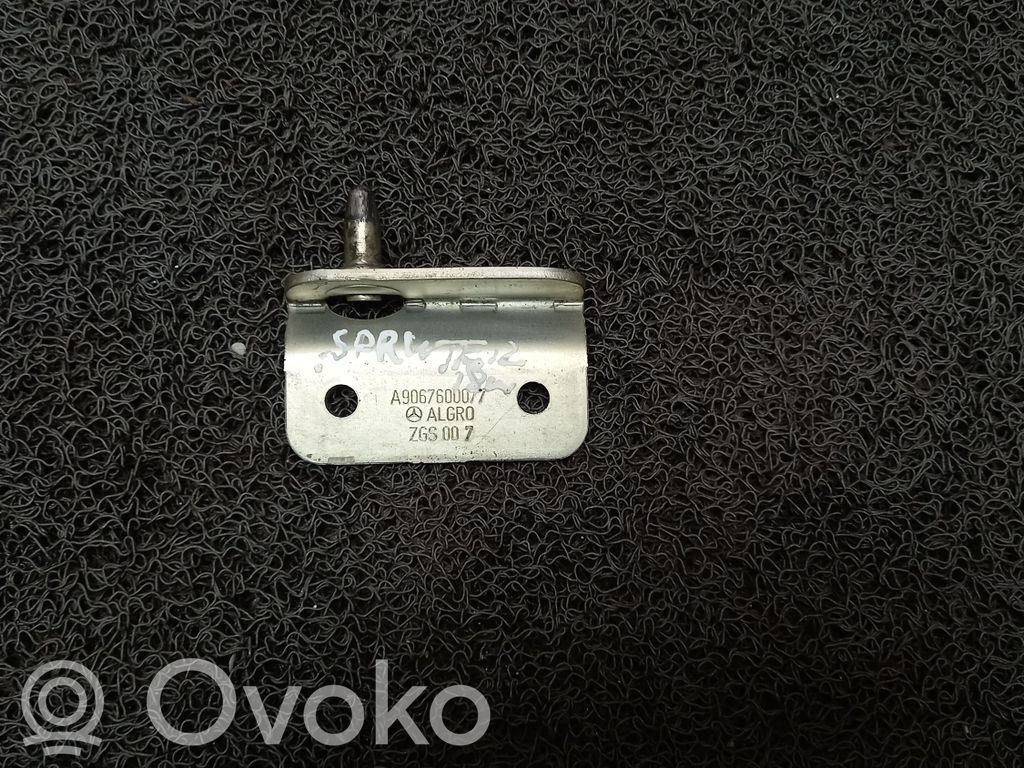 Mercedes-Benz Sprinter W906 Rygiel zamka drzwi tylnych 