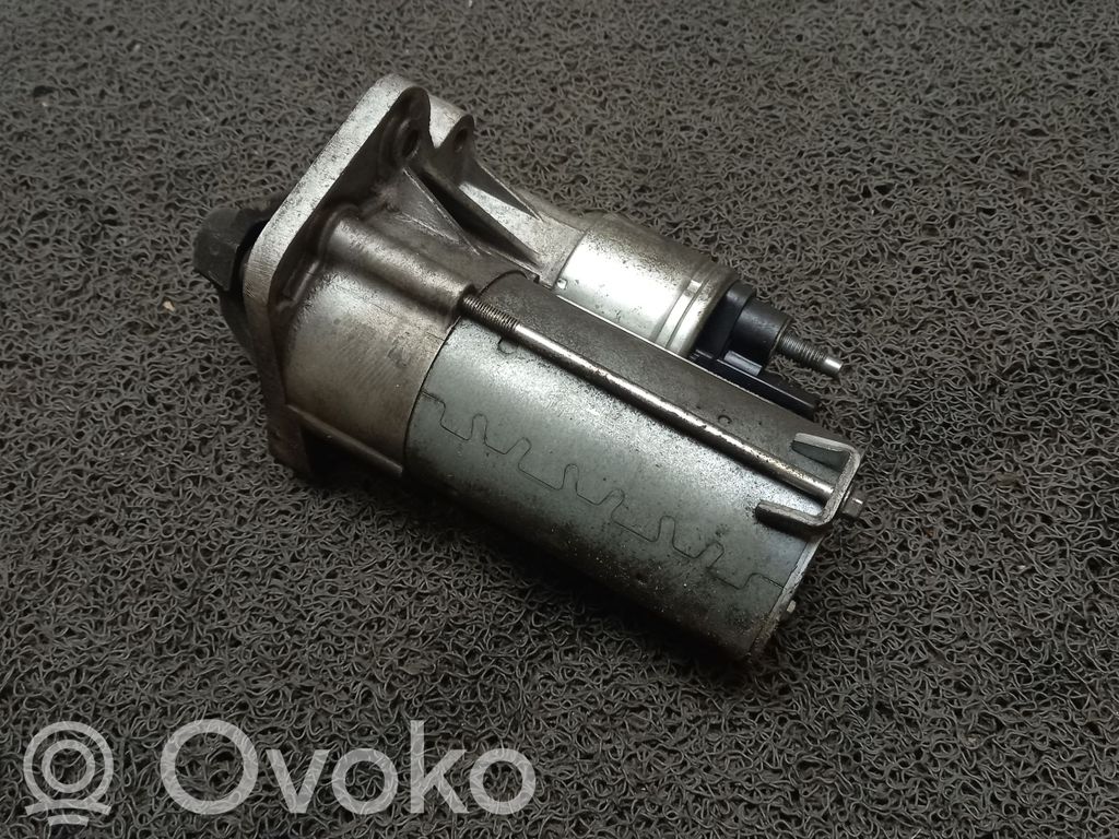 Renault Megane III Starter motor 