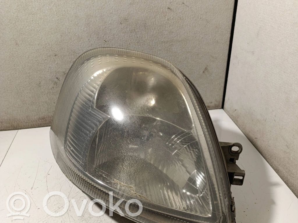Renault Master II Headlight/headlamp 