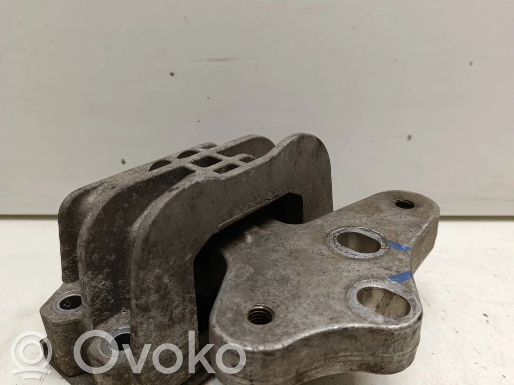 Ford Transit Custom Engine mount bracket 