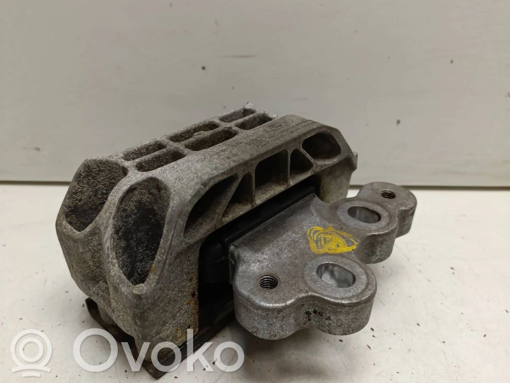 Ford Transit Custom Gearbox mounting bracket 