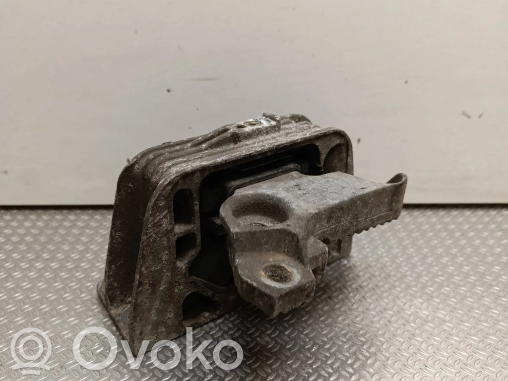 Engine mount bracket   112108180R,26018,326D75