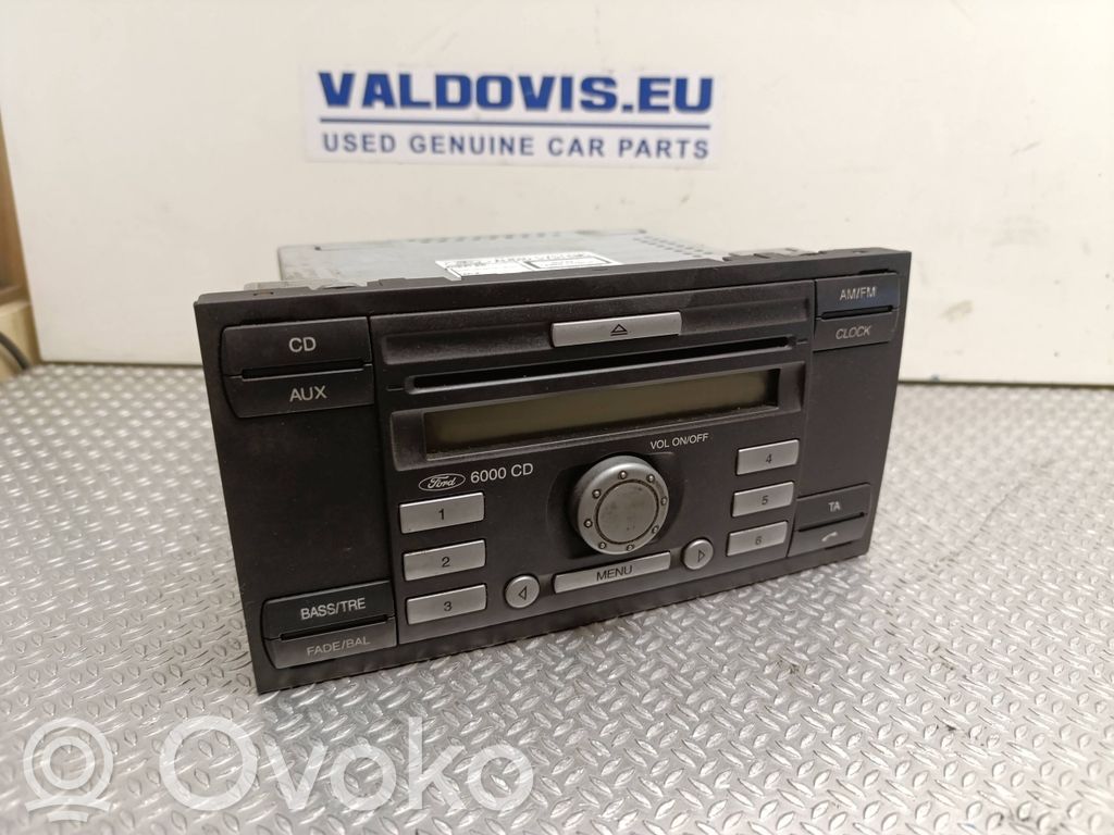 Ford Transit Panel / Radioodtwarzacz CD/DVD/GPS 