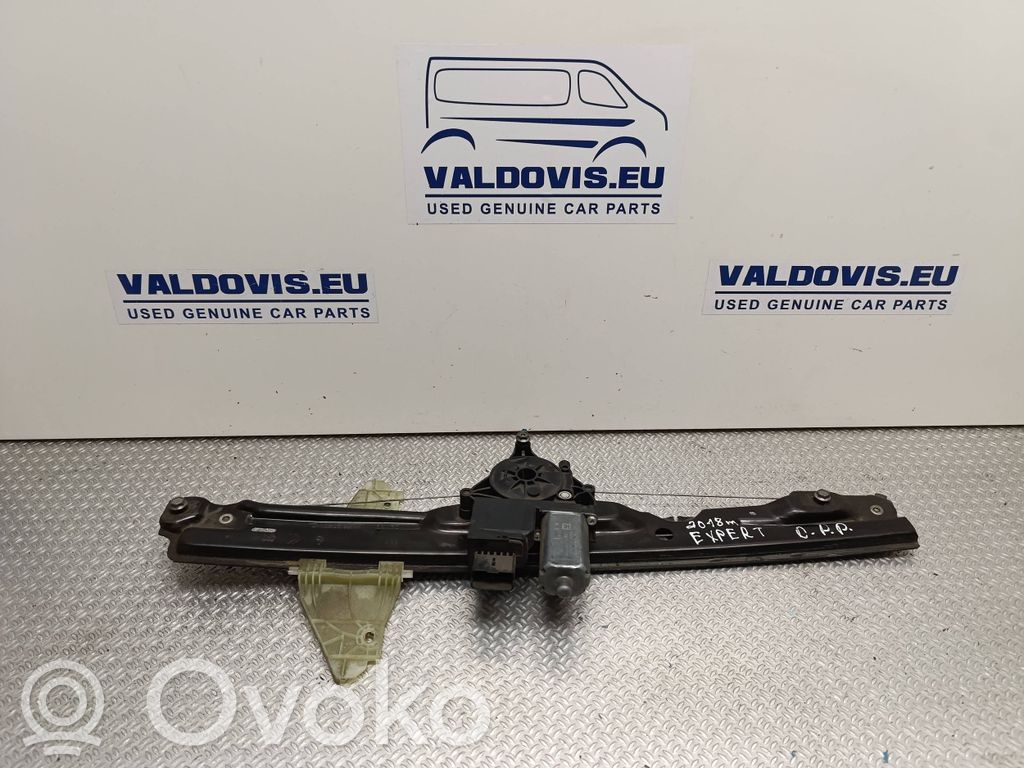 Peugeot Expert Front door window regulator with motor 