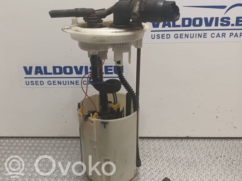 Pompa paliwa w zbiorniku   69503676,580209,20070510