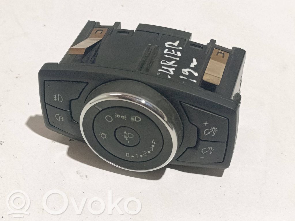 Ford Transit Courier Light switch 