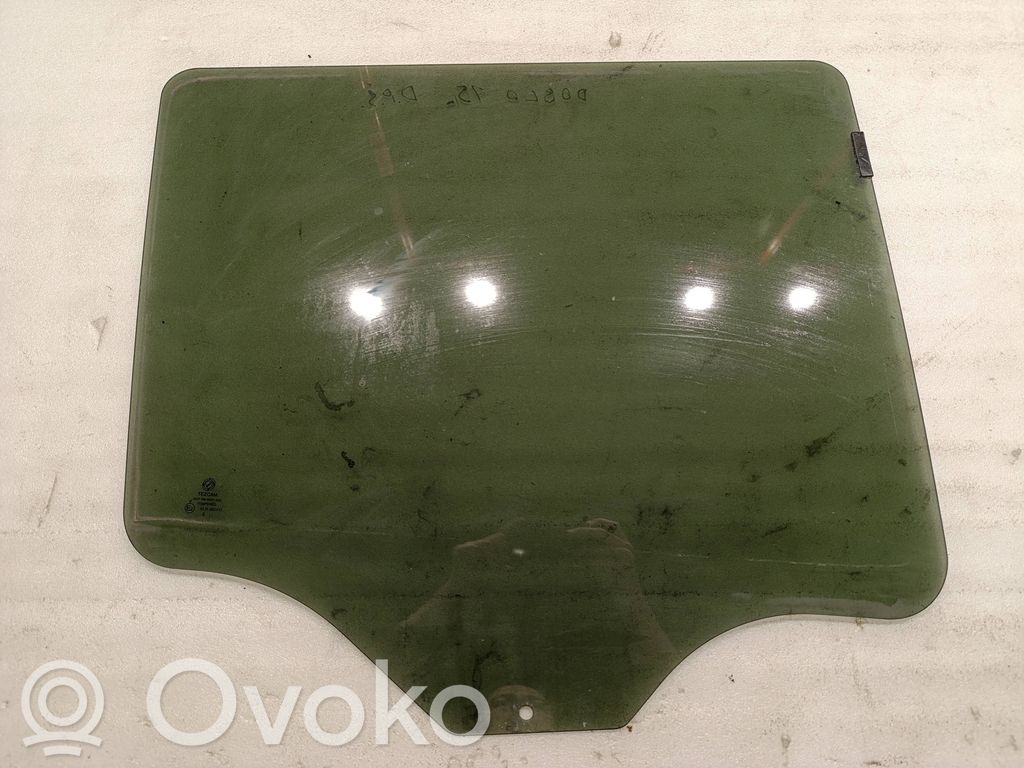Fiat Doblo Side middle window/glass 