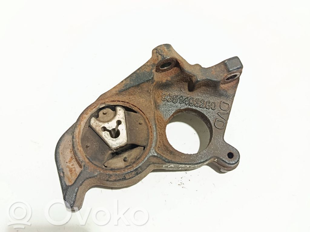 Engine mount bracket   9651493280