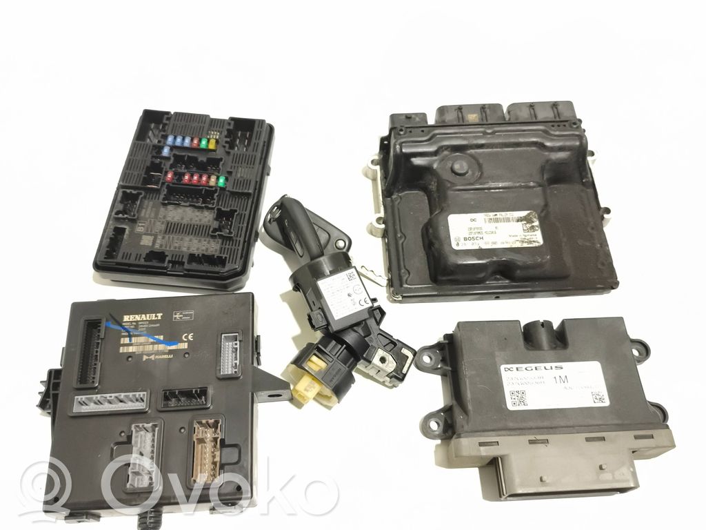 Renault Trafic III (X82) Engine ECU kit and lock set 