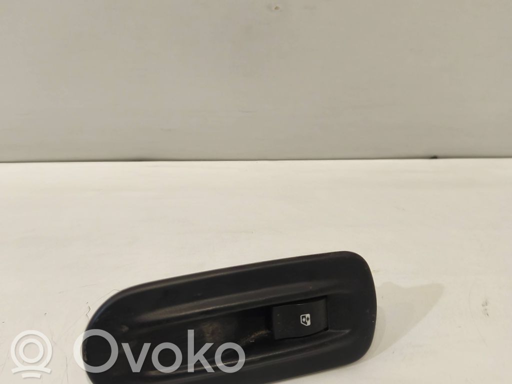 Renault Master II Electric window control switch 