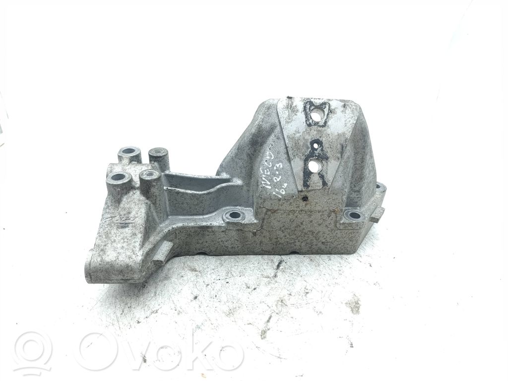 Iveco Daily 6th gen Engine mounting bracket 