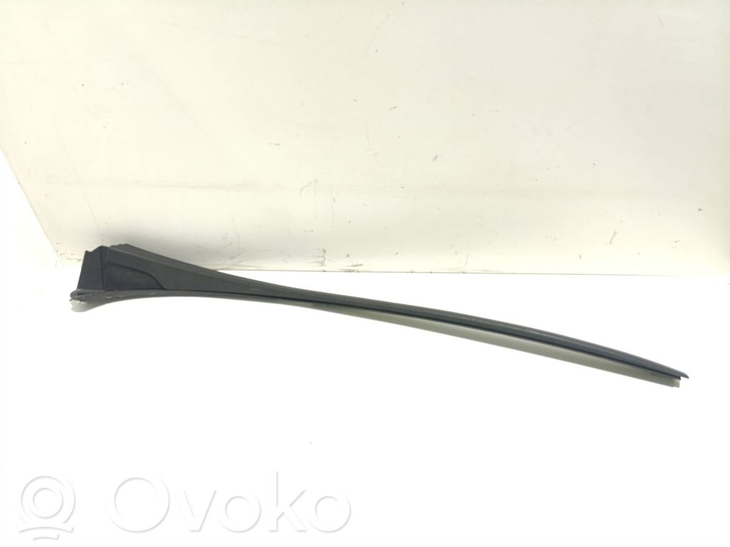 Windshield trim   93867905,104553A2,104555A2