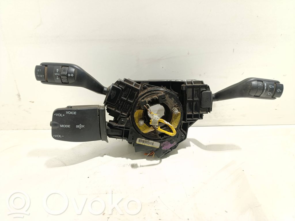 Commodo, commande essuie-glace/phare   4M5T14A664AB,CE1P740511
