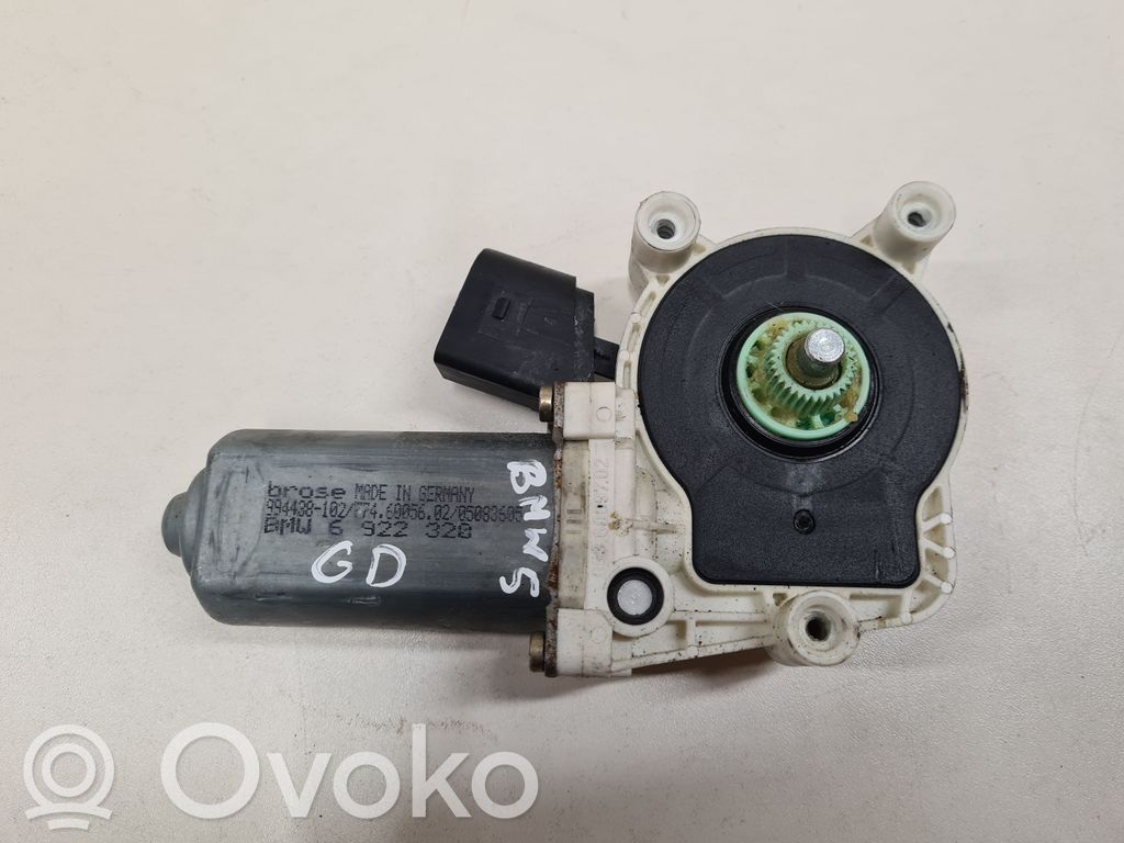 BMW 5 E60 E61 Rear door window regulator motor 