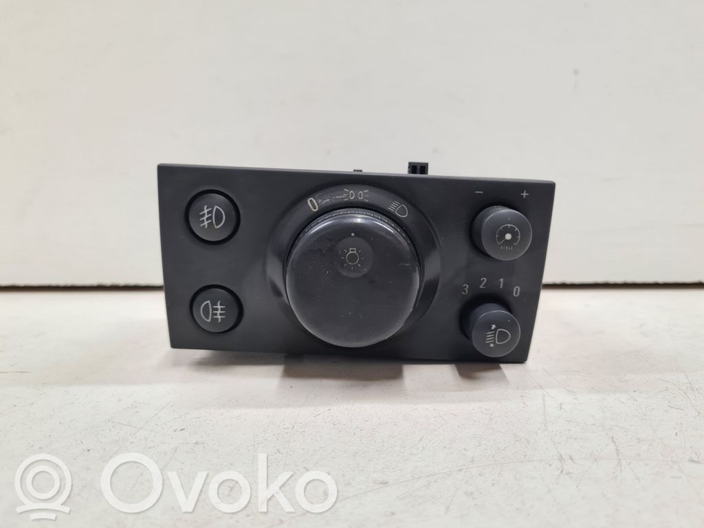 Opel Vectra C Lukturu slēdzis 