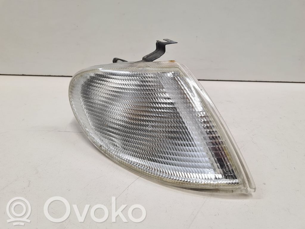 Front indicator light   185133B