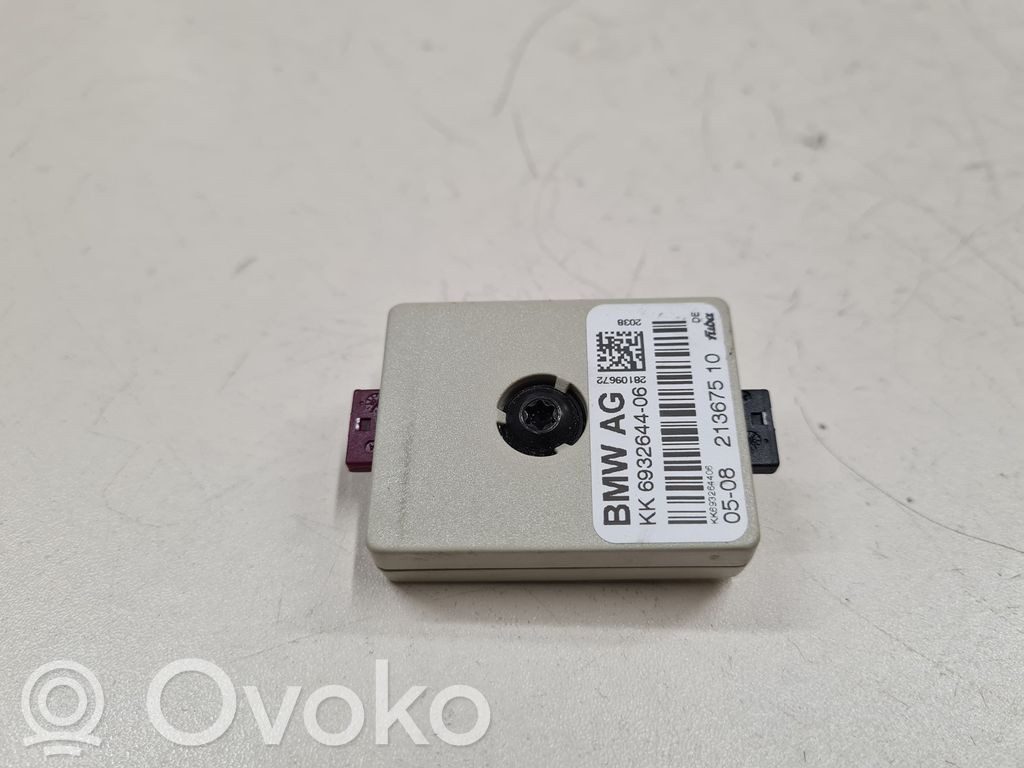 BMW 3 E92 E93 Antenos stiprintuvas 