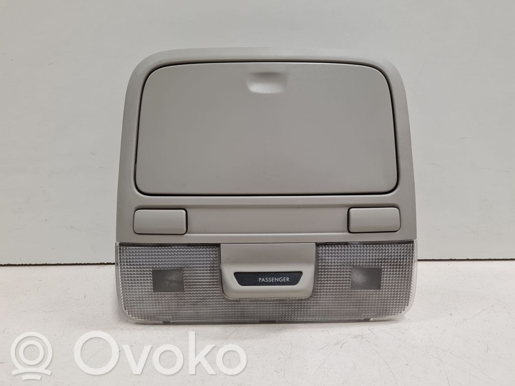 Subaru Outback Front seat light 