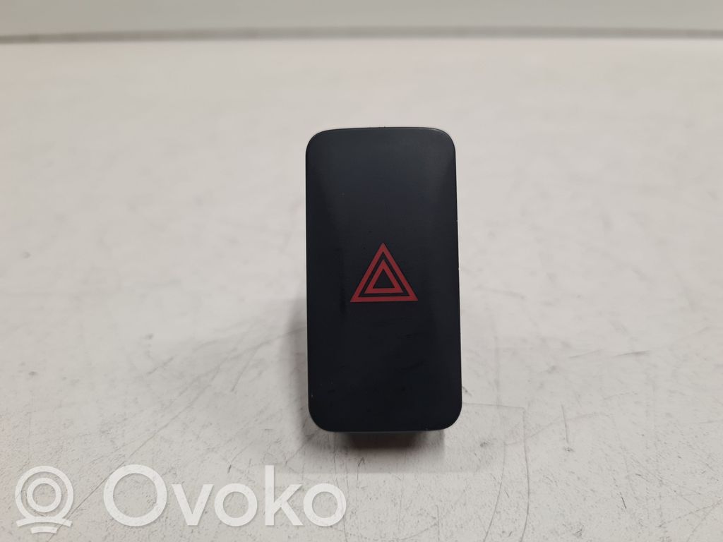 Nissan Leaf I (ZE0) Hazard light switch 