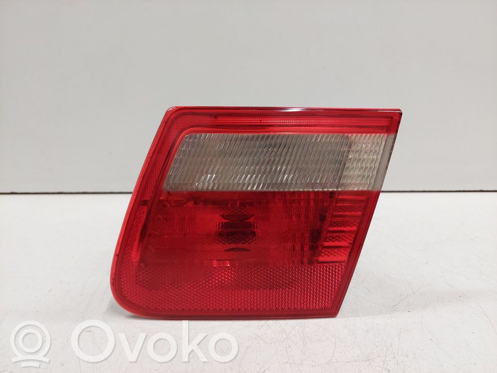 BMW 3 E46 Tailgate rear/tail lights 