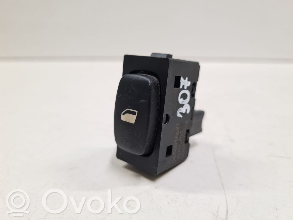 Peugeot 307 Elektrinių langų jungtukas 