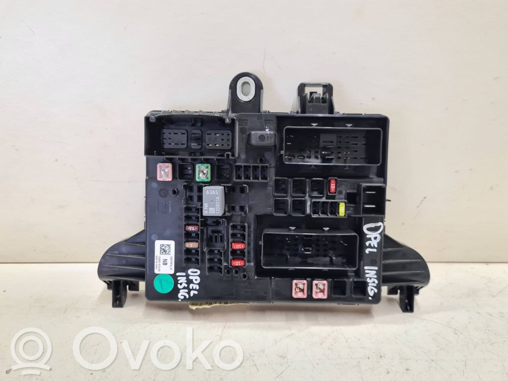 Opel Insignia A Módulo de fusible 