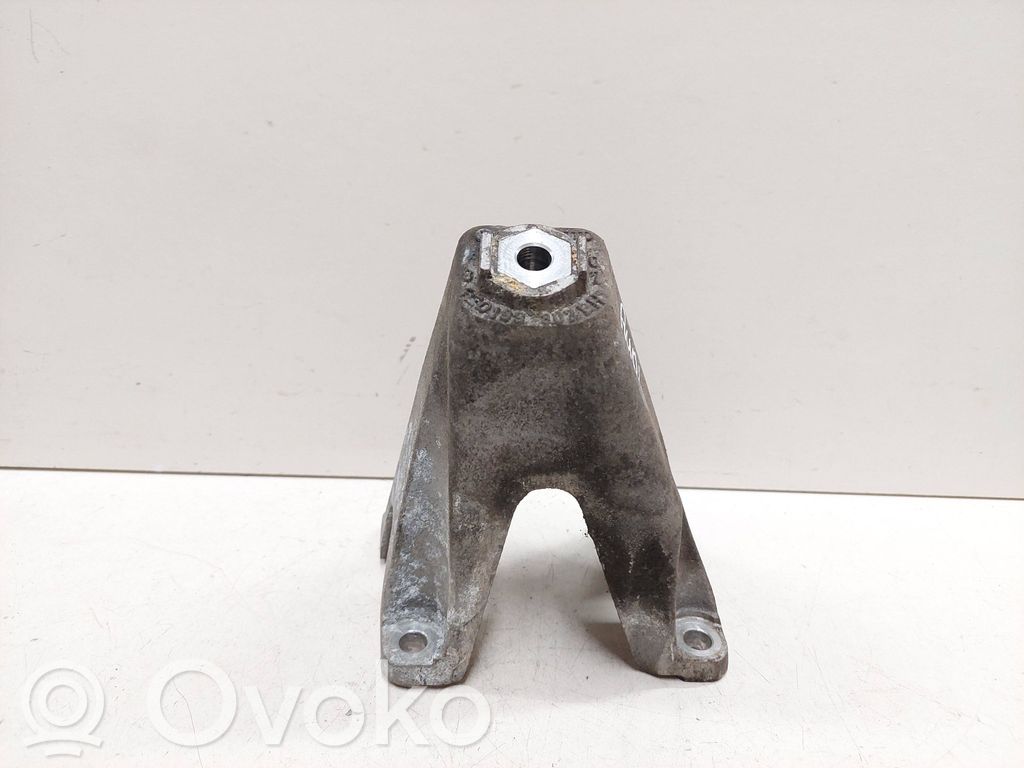 Engine mounting bracket   4E0199307BH